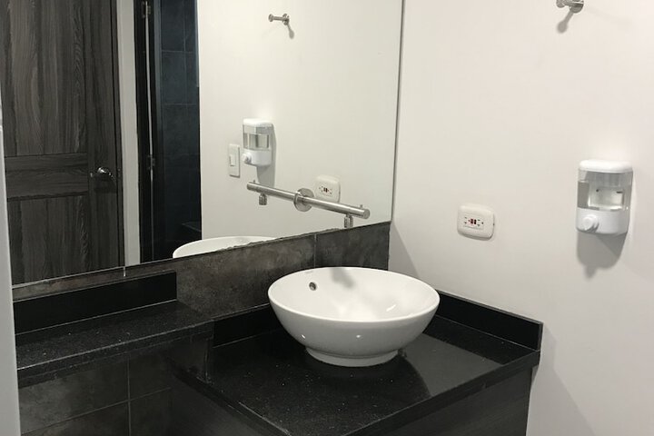 Room 18 of 44