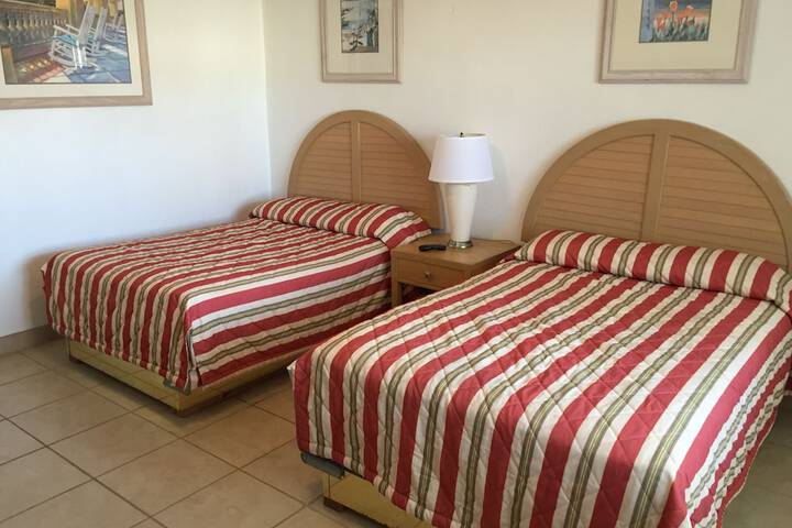 2 Double Beds (5 of 11)