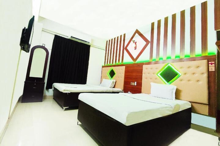Room 16 of 24