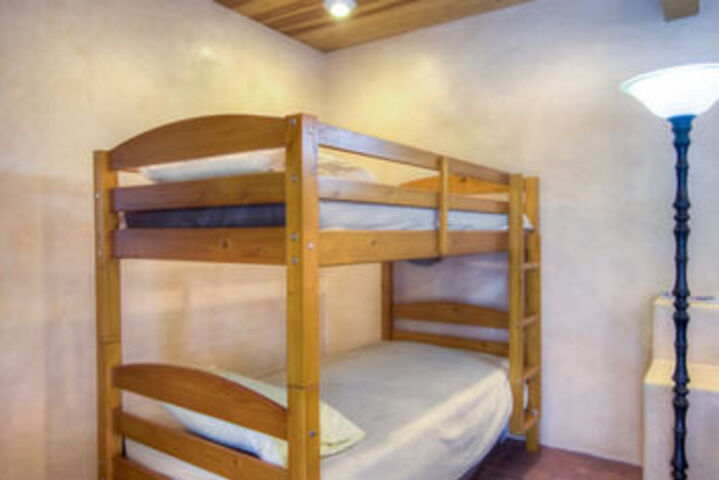 Room 8 of 35