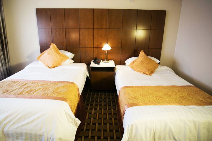 Luxury 2 Double Beds (2 of 6)