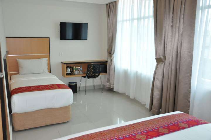 Room 16 of 49