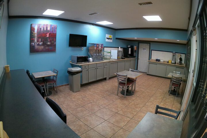 Breakfast/Coffee Service 27 of 33