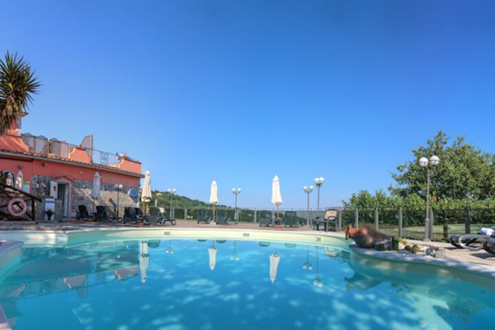 Hotel with Pool