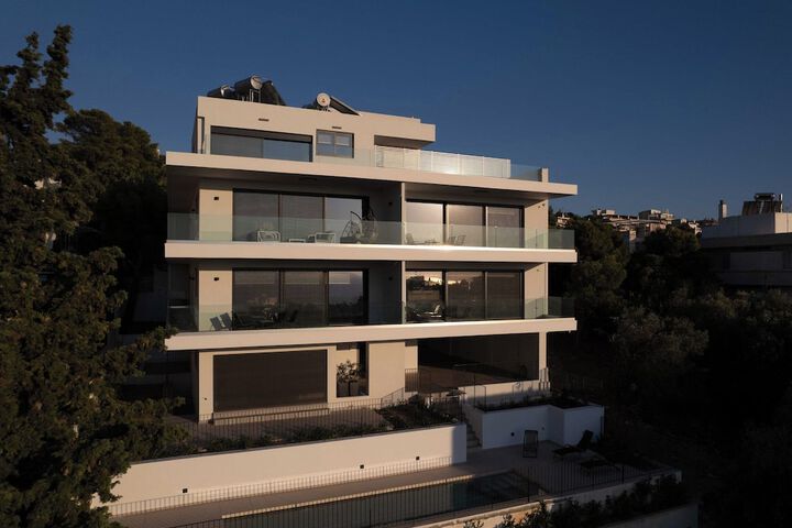 Hotel 64 of 74