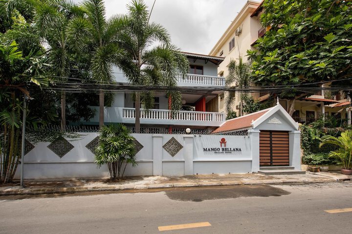 MANGO BELLANA HEALING HOTEL