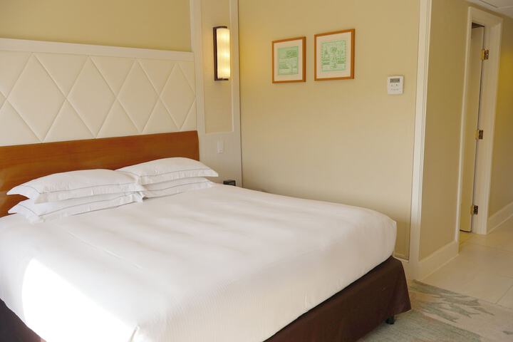 Room 30 of 160