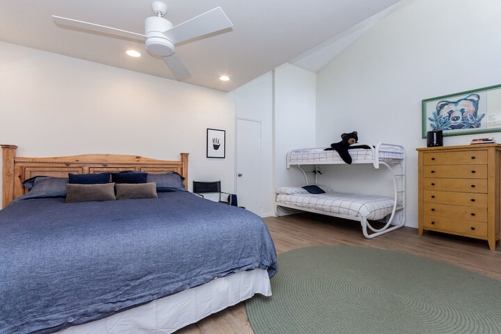 Room 16 of 49