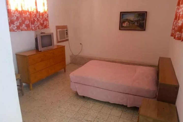 Room 36 of 59
