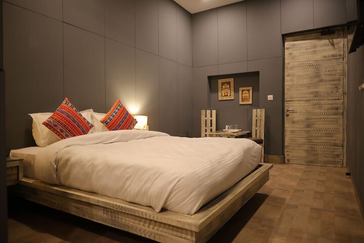 Room 29 of 76