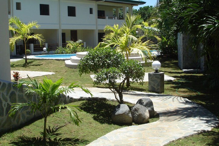 Hotel 2 of 52
