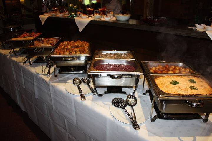 Dining 20 of 26