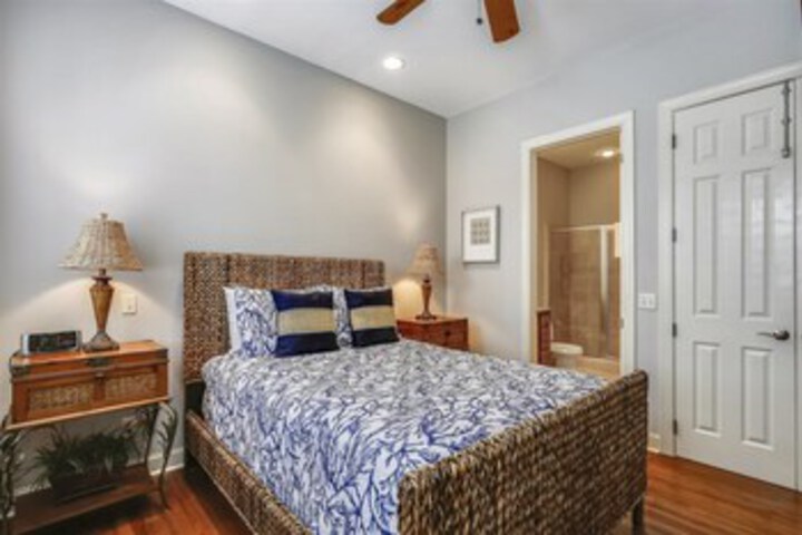 Room 25 of 25