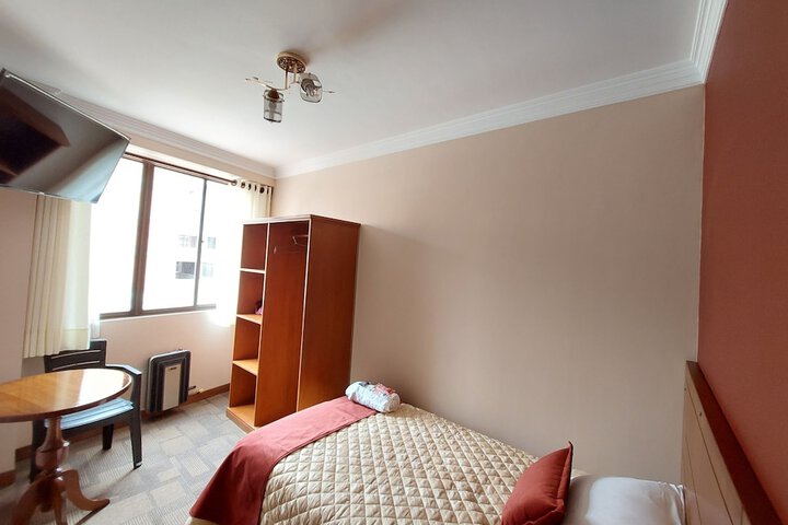 Room 4 of 21
