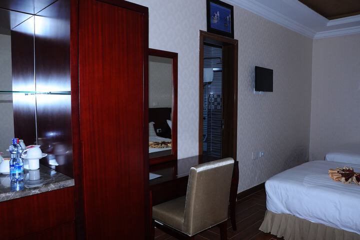 Room 18 of 47