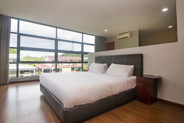 Room 5 of 22