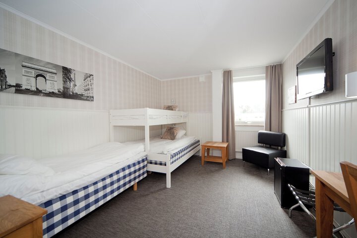 Room 17 of 47