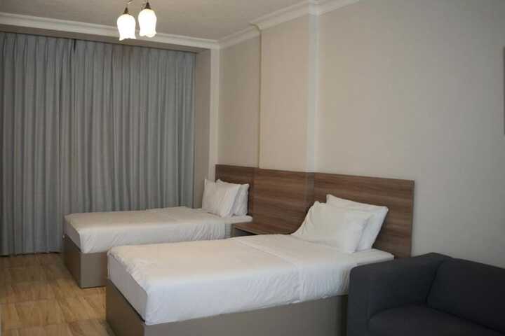 Room 12 of 21