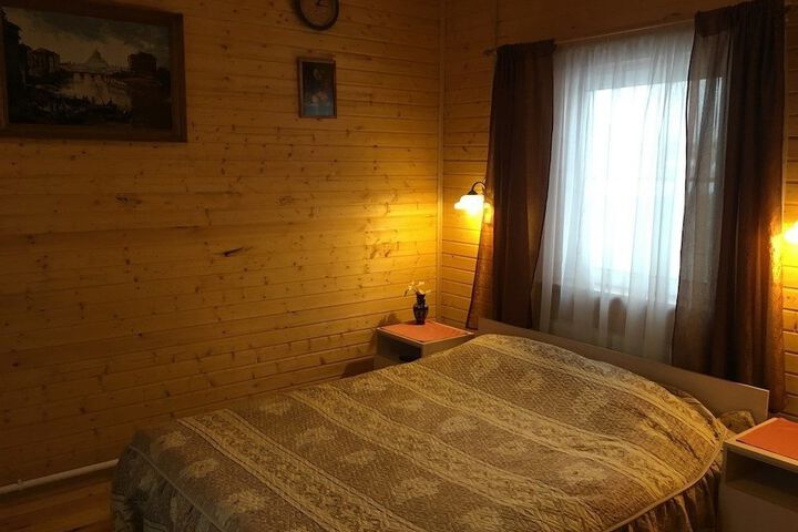 Room 11 of 46