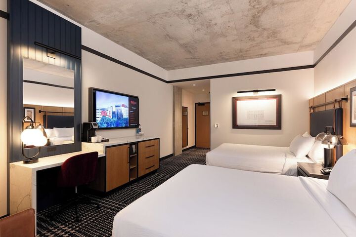 Room 12 of 35