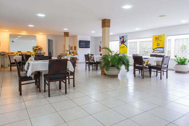 Dining Photos