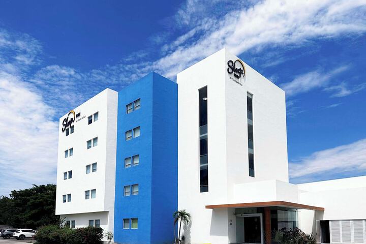 Hotel 44 of 46