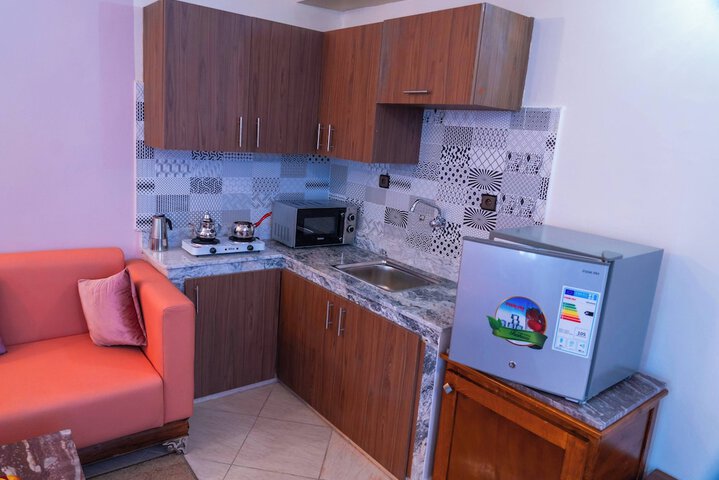 Room 14 of 27