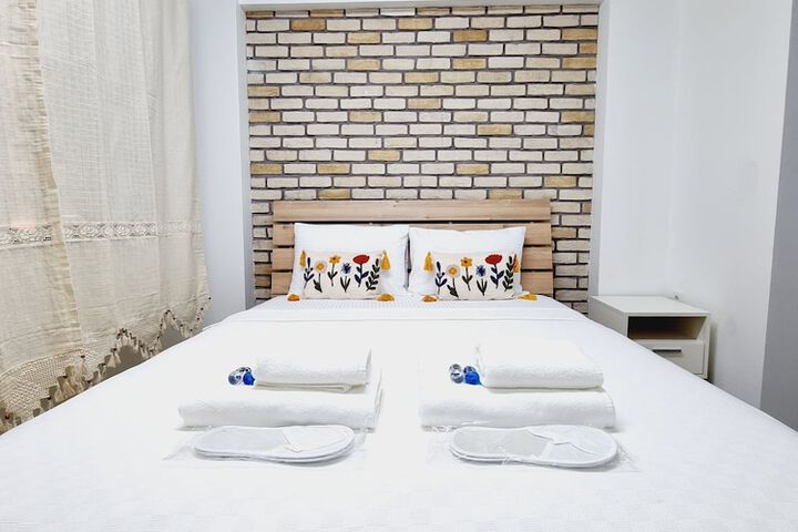 Room 3 of 26
