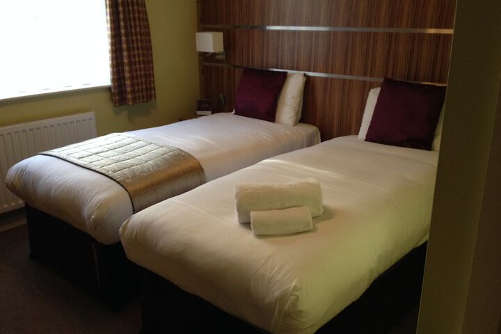 Room 4 of 31