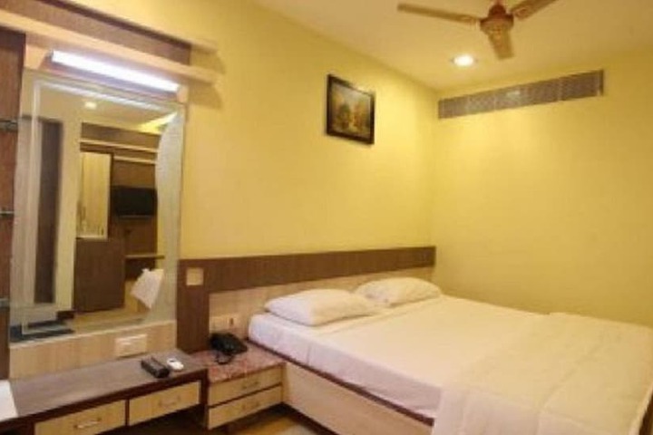 Room 14 of 21