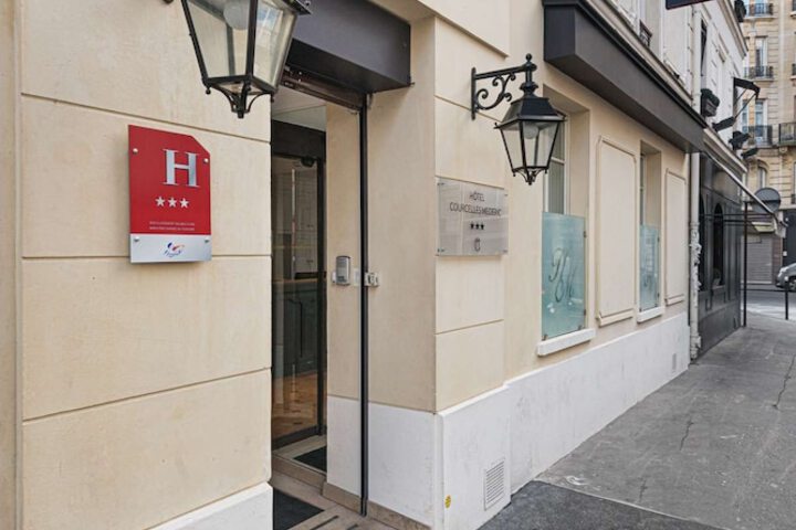 Hotel 67 of 68