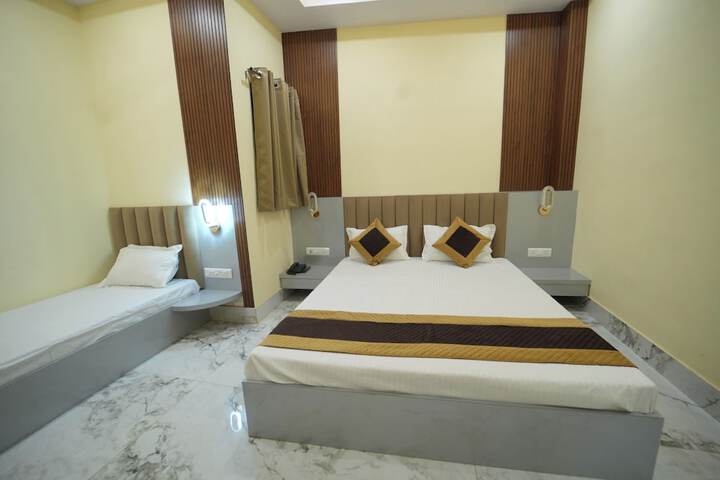 Room 15 of 24
