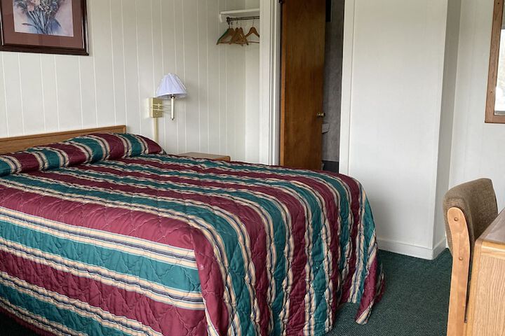 Room 3 of 36