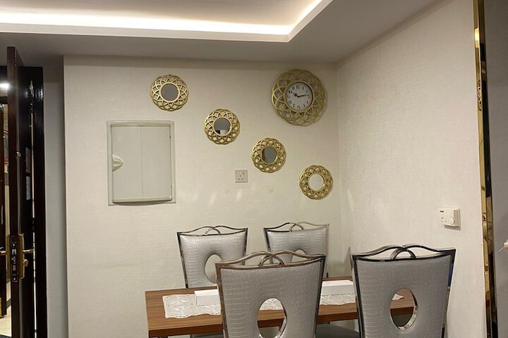 Room 12 of 15