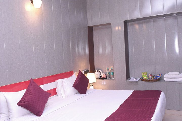 Room 4 of 29