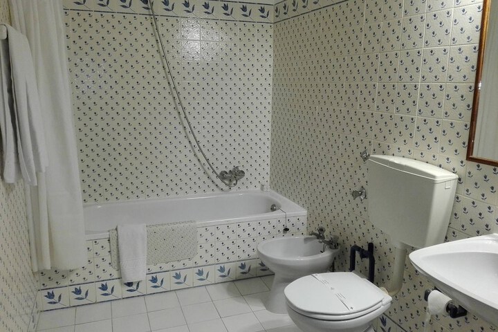 Room 29 of 50