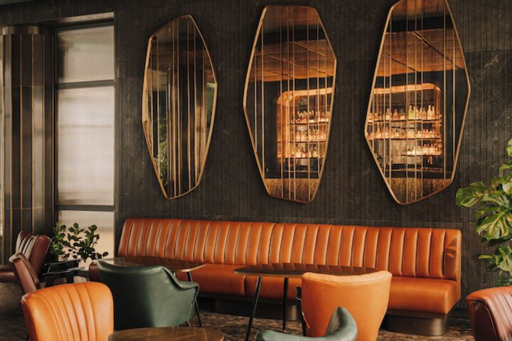 Lounge 72 of 92