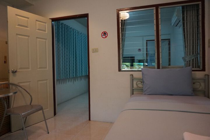 Room 18 of 44