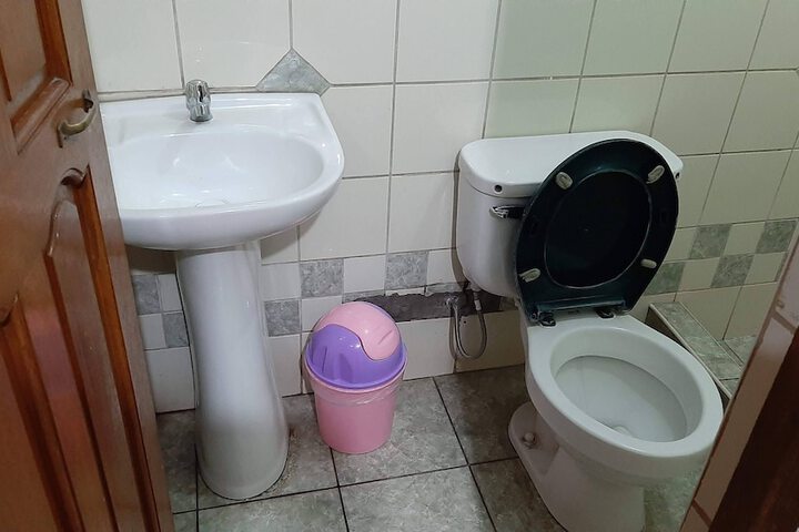 Room 14 of 14