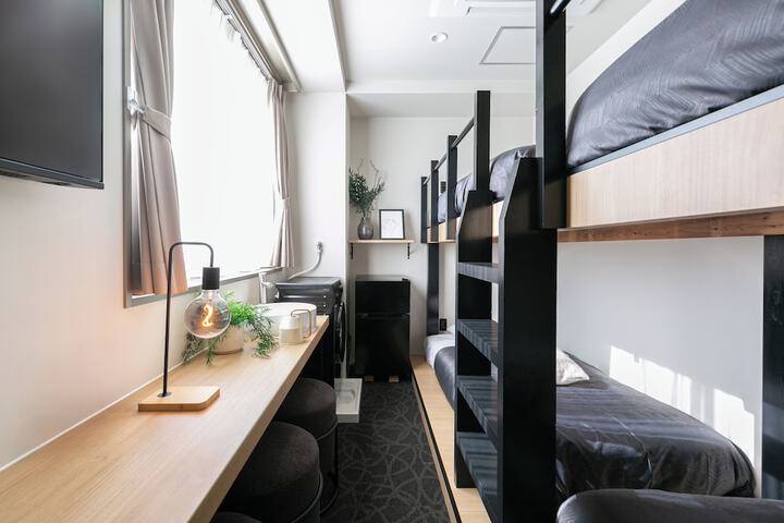 Room 55 of 144
