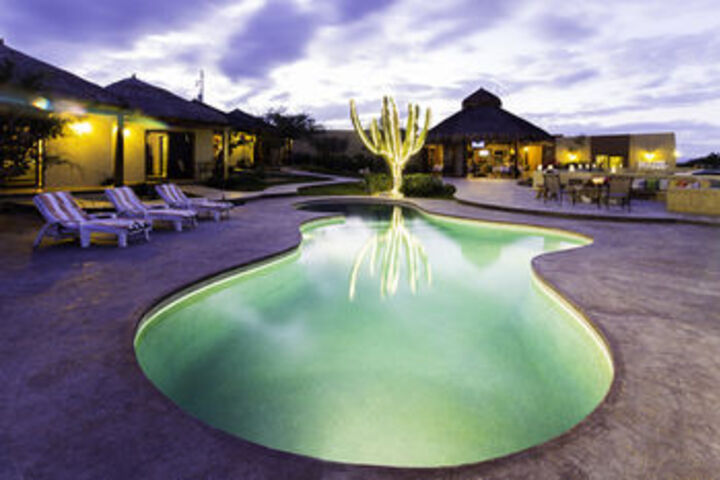 Pool 14 of 16