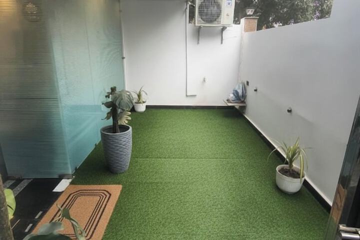 Terrace/Patio 12 of 16