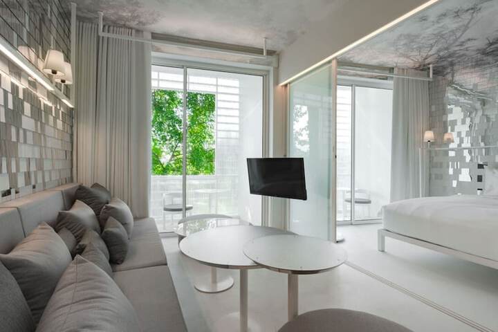 Room 20 of 59