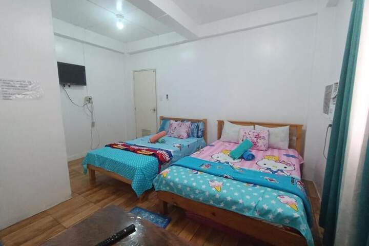 Room 2 of 35