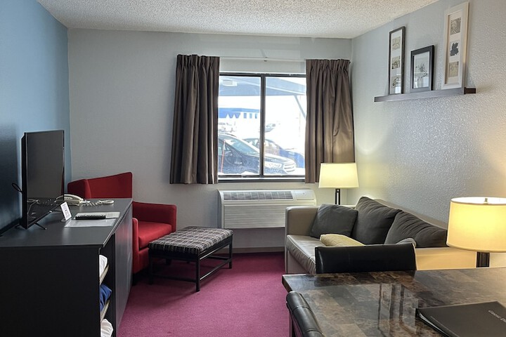 Room 35 of 51