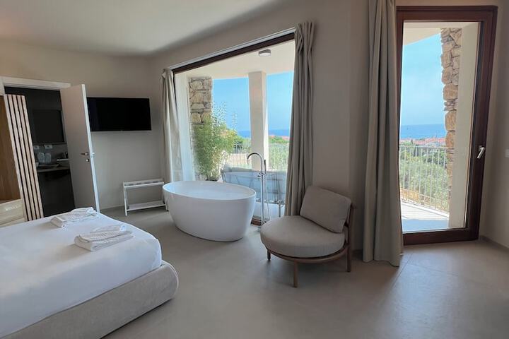 Room 26 of 120