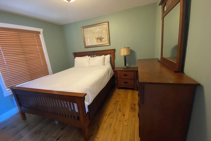 Room 25 of 543