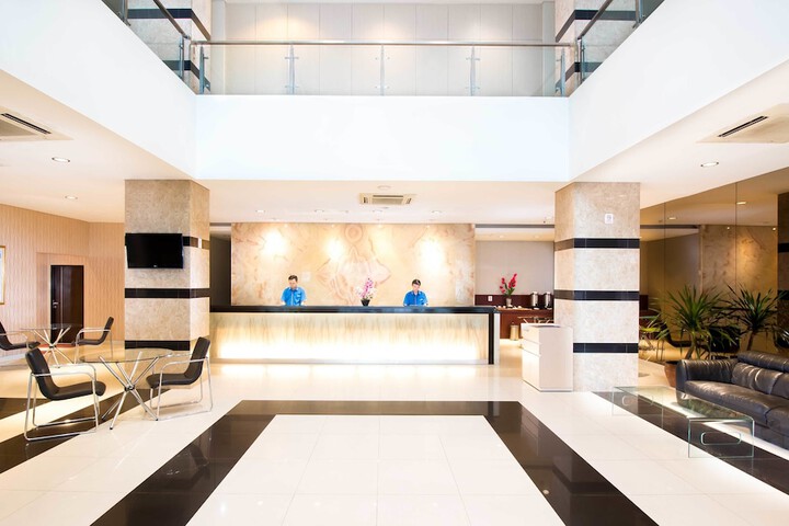 Guest Lobby