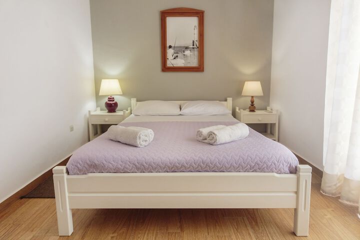 Room 30 of 63