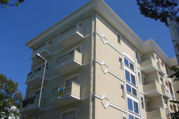 Hotel Moresco Riccione - Piscina Beach Village
